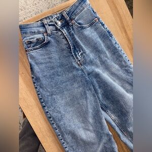 H&M dark wash jeans- straight leg- tapered fit
